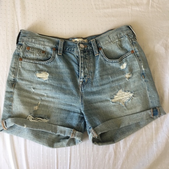 Madewell Pants - Madewell distressed denim shorts size 26